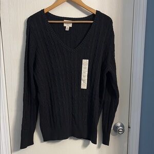 St. John's Bay Black V-Neck Sweater